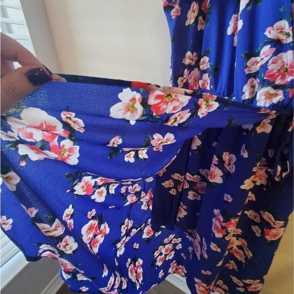 BLUE floral crepe faux wrap maxi dress plus 2X - Picture 5 of 9
